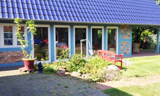 Alt Krenzlin Casa | Super vacation home in a green idyll