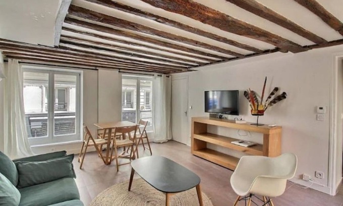 Bonne-Nouvelle Apartamento | Superb 2-bedroom apartment HEART of Paris - 10m walk from Le Louvre Museum