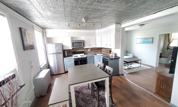 Williamsburg Apartamento | SUPERB-2BR*1min to Train*5mns to Manh*15ms Mdtwn!.....