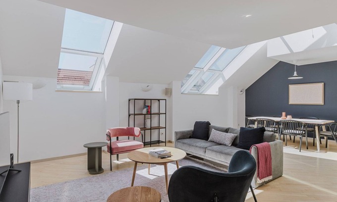 Roßau Casa | Superb Alsergrund 4BR w/ Elevator, Open Plan, by Blueground