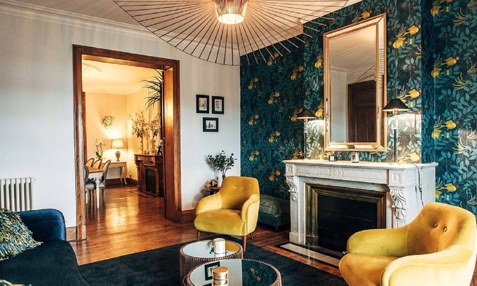 Hotel de Ville - Quinconces Apartamento | magnífico apartamento de 185 metros cuadrados con vistas al Garona y el Puente de Piedra