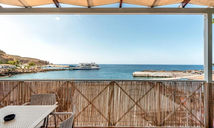 Khora Sfakion Apartamento | Superb apartmentS Kriaras sea view in Sfakia
