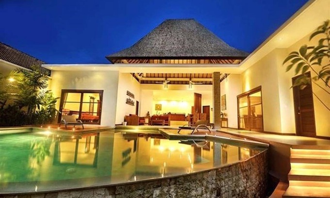 North Legian Casa | Superb architect-designed villa ideally located in the heart of Seminyak