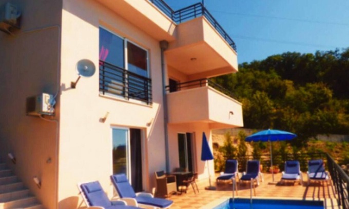 Trebesinj Casa | Superb Breathtaking Views 3Bedroom All Day Sun