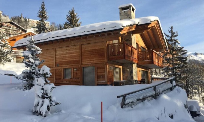 Randogne Chalet De Esquí | Magnífico chalet, confort excepcional para 10 personas frente las montanas