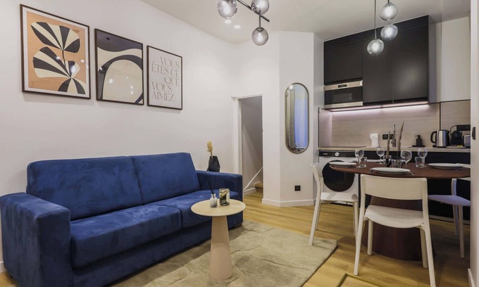 Quartier du Faubourg-Montmartre Apartamento | Superb duplex 1 bedroom Center of Paris