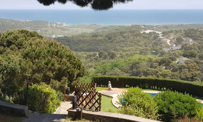 Sant Cebria de Vallalta Villa | Magnífica villa de 60 ares, sublime vista al mar, tenis y piscina privada