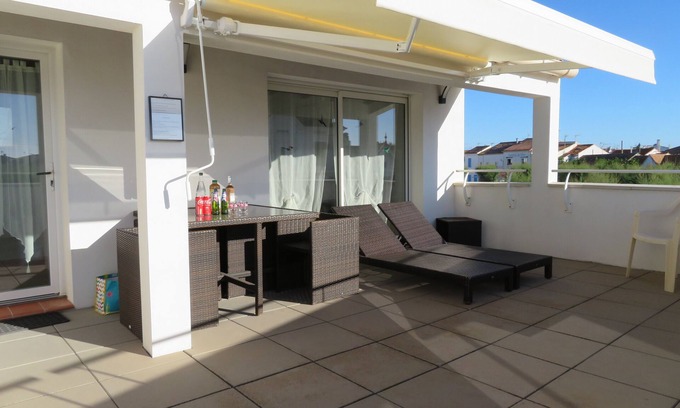 Saintes-Maries-de-la-Mer Apartamento | Magnífico apartamento individual en el centro del pueblo (clasificado ***)