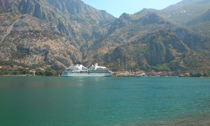 Kotor Casa | EXCELENTE APARTAMENTO EN CASA, A 40M DEL MAR, VISTA GIGANTE SOBRE LA CIUDAD DE LA BAHÍA Y KOTOR