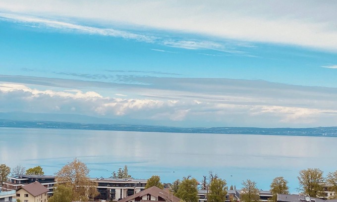 Evian-les-Bains Apartamento | Superb lake view-T3 apartment with parking -Ideally located