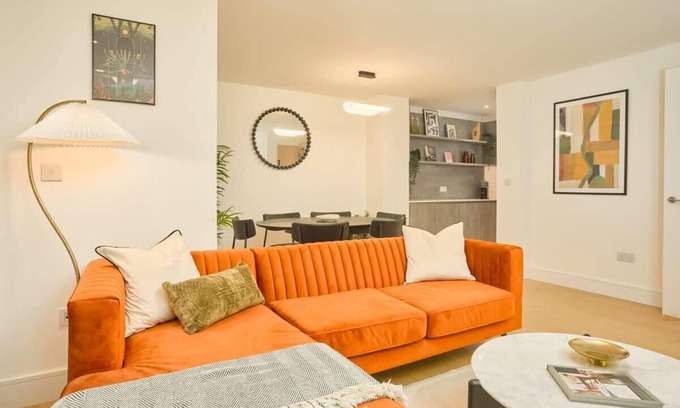St. Johns Wood Apartamento | Superb Marylebone apartment with large balcony
