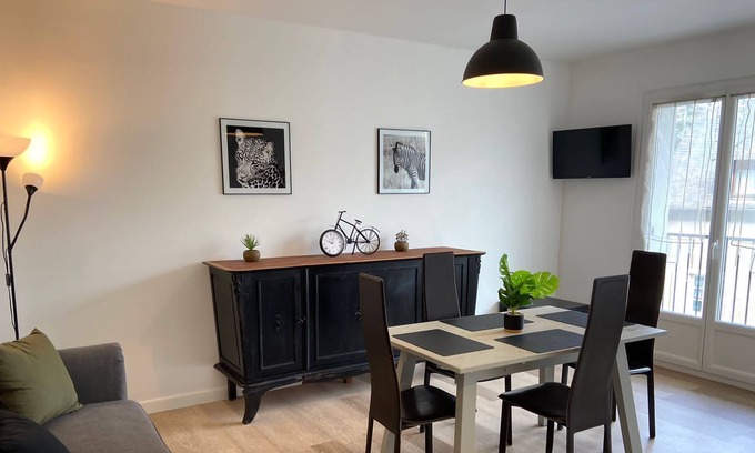 Espalion Apartamento | superb renovated downtown apartment 48 m2