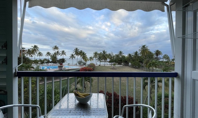Pointe de la verdure Apartamento | Superb sea view apartment