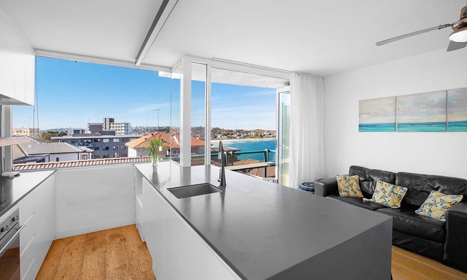 Bondi Apartamento | Superb sun-filled 2BR apartment, family friendly, WiFi, stunning views, walk to beach