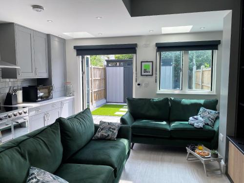 Horfield Casa | Superb townhouse near vibrant Gloucester Road