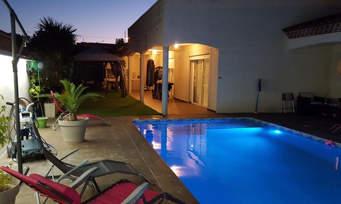 Marseillan Casa | Espléndido chalet cerca del mar y piscina privada