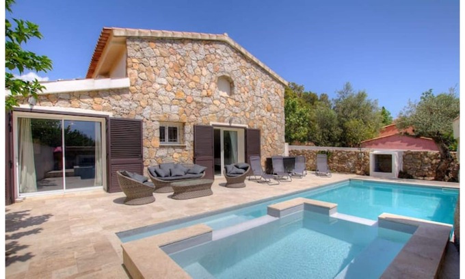 Porto-Vecchio Villa | Superb villa with heated pool - jacuzzi, close to the most beautiful beaches