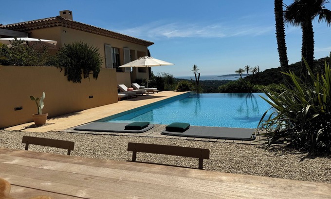Grimaud Villa | Magnífica villa con excepcionales vistas al mar, golfo de St Tropez