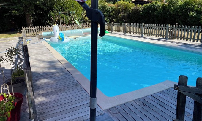 Leognan Casa | Superb villa with private pool (1 couple with children, Saturday to Saturday)