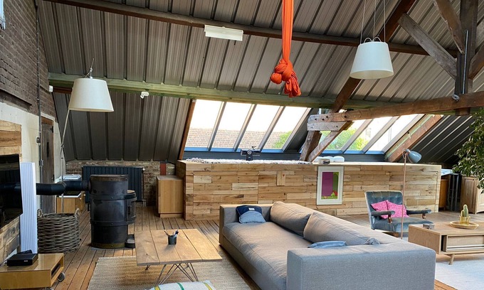 Sint-Jans-Molenbeek Apartamento | Superbe Appartement Mode Loft au Coeur de BXL