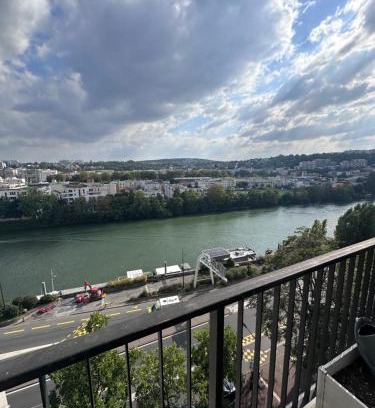 Billancourt–Rives de Seine Apartamento | Superbe appartement vue sur la Seine situé à Boulogne-Billancourt