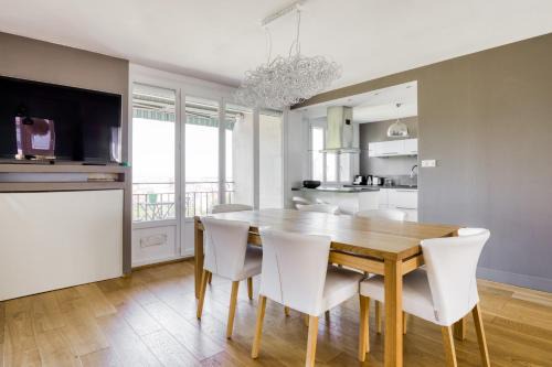 Boucle - Gros Caillou Apartamento | Superbe Appart 3ch Terrasse Vue sur Lyon et garage