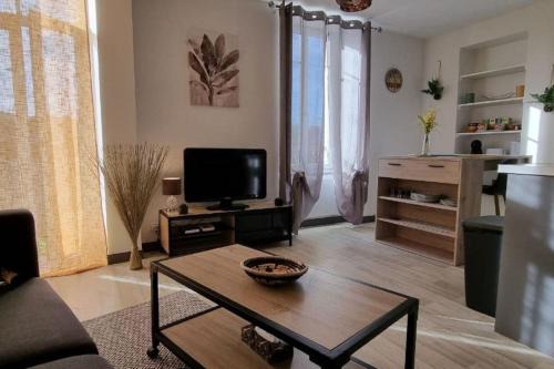 Saint-Junien Apartamento | Superbe appartement avec parking