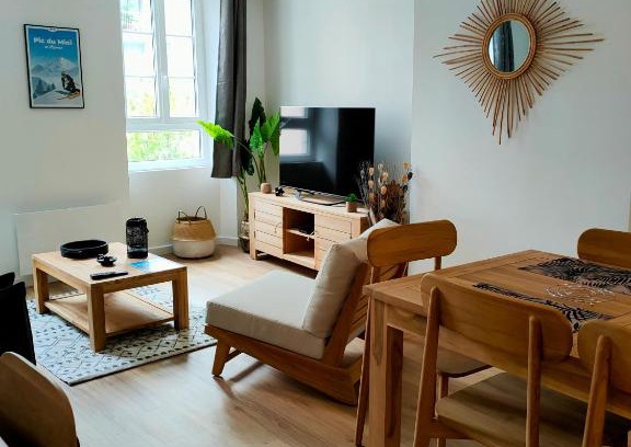 Bagneres-de-Bigorre Apartamento | Superbe T2 Aux Pieds des Cimes, lumineux, calme, classé 4 étoiles