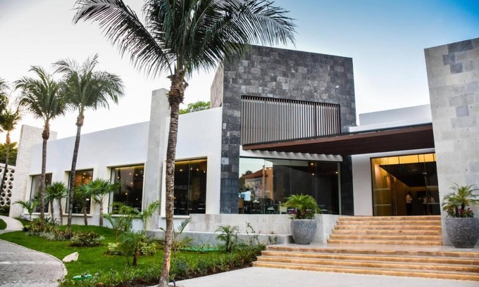 Playacar Zona Hotelera Complejo | SuperHost Sandos Playacar Kids Eat FREE