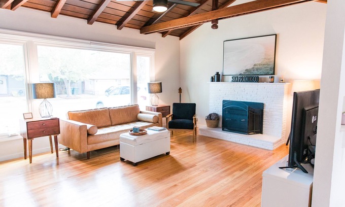 Vallejo Casa | Superhosts - Clean and Safe Mid-Century House near Napa