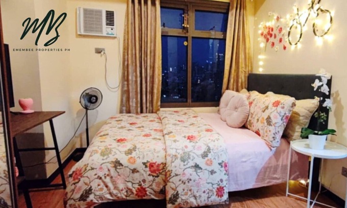 Ermita Condominio | Superior Chic Room @The Radiance Manila Bay