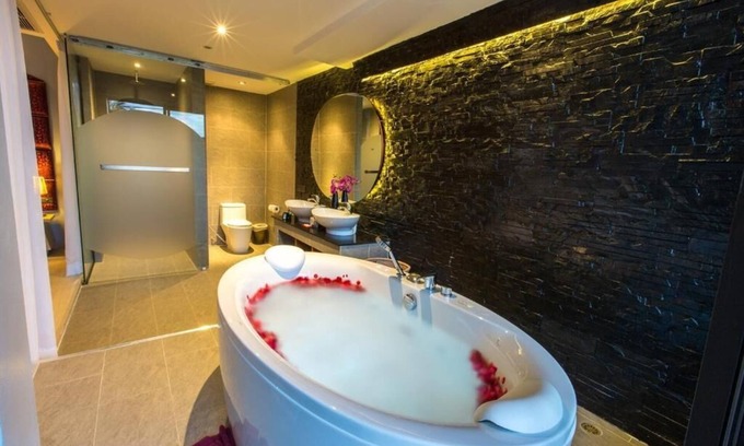 Patong Complejo | Suite Superior con jacuzzi con piscina profunda (C)