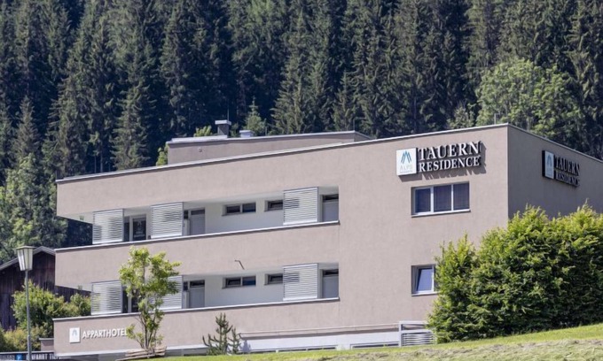 Radstadt Apartamento | Superior mit 2 Schlafzimmer & Pool by Interhome