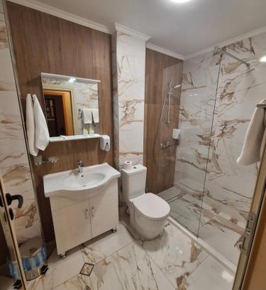 Hristo Botev Hotel | Supreme Victoria