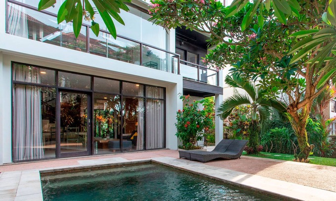 Suraberata Villa | Surf House Santai