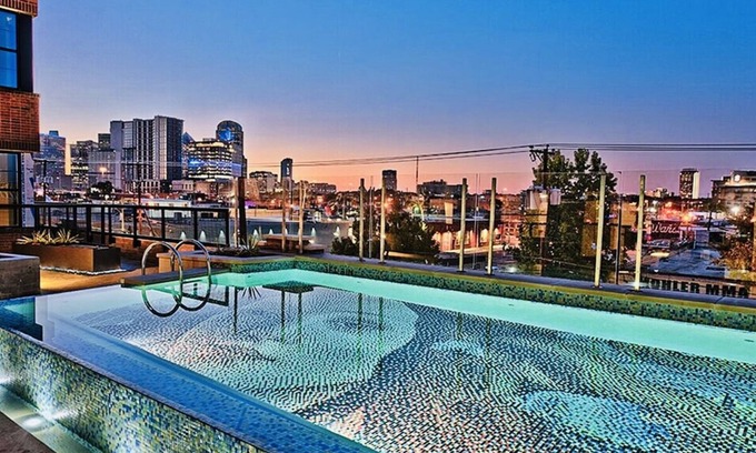 Downtown Dallas Condominio | Surf Richard's Flat