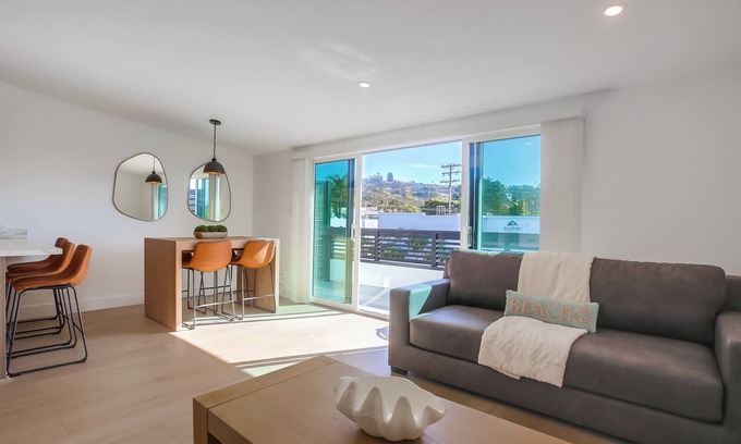 Country Club Apartamento | Surf Spot 1 - beautiful 1 bedroom apartments walking distance to Windansea Beach