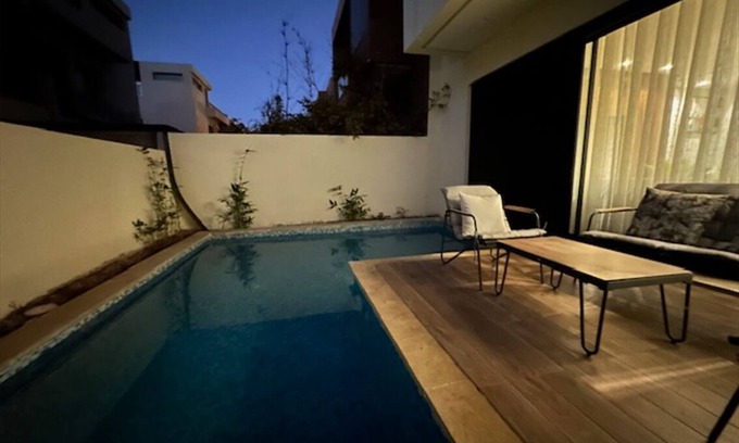 Tamariss Villa | 🌊 Surf, sun and relaxation by the pool 🏄‍♂️