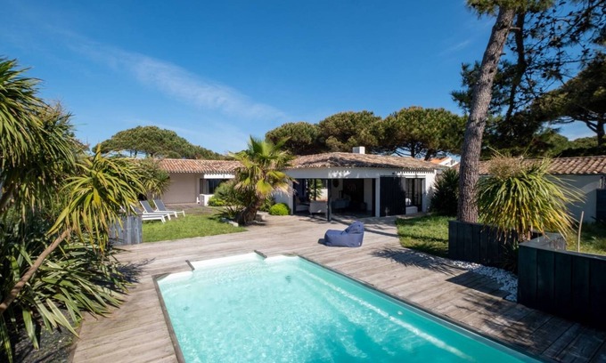 Sainte-Marie-de-Re Casa | Surfer house for large parties