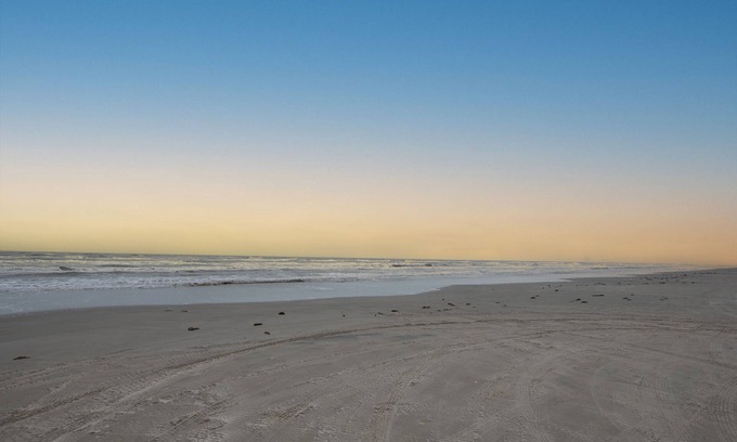 Freeport Cabaña | Surfside Christmas Bay access, walk to beach & backyard fishing