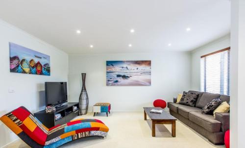 Inverloch Casa | Surfside Getaway in Picturesque Inverloch