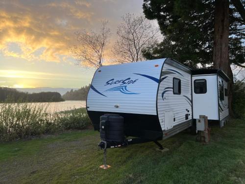 Klamath Otro | Surfside Glamping camper