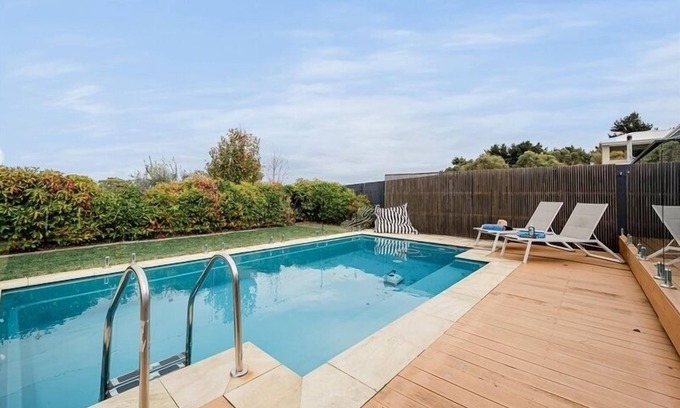 Inverloch Casa | Surfside Serenity Stay 5 nights & pay for 3 Winter Promo