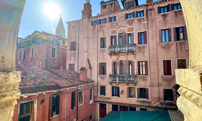 San Marco Apartamento | Surian Canal View (200m from St Mark’s Square)