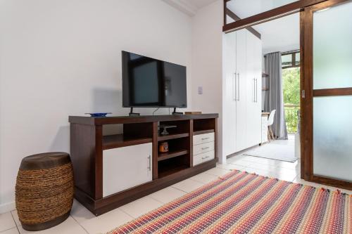Camboinhas Apartamento | Surpreenda-se em Camboinhas! Piscina e Conforto
