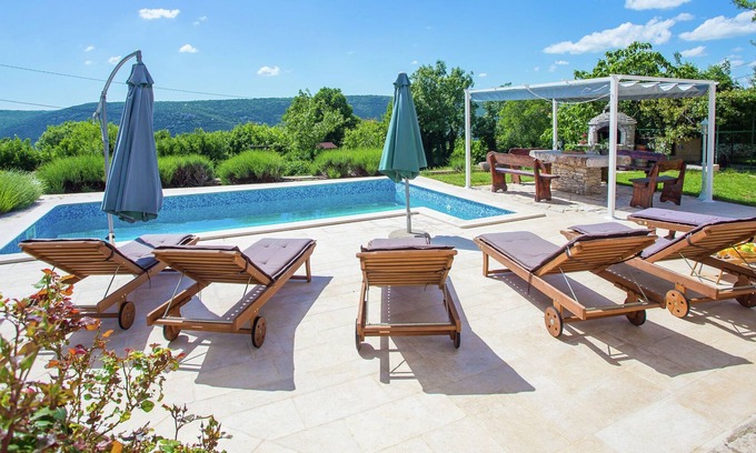 Rasa Cabina | Villa con encanto en Rasa con Piscina