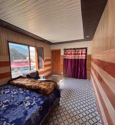 Kharsali Casa | Susharda Sewa Sansthan Jankichatti by Omji - Yamunotri Prime Location, Newly renovated