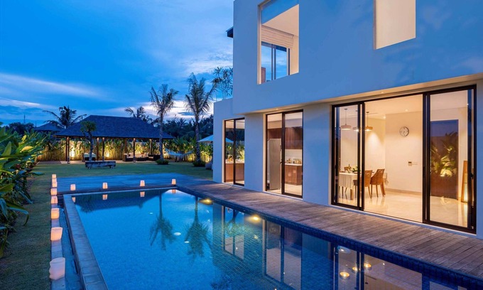 Ketewel Villa | Svarga 3 Bedrooms Brand New Stylish Private Pool Villa With Lawn & Gazebo