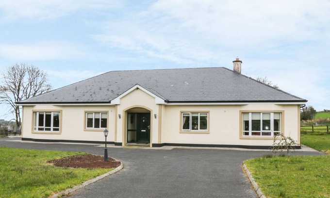 Aughnacliffe Cabaña | Nido de Golondrinas, AUGHNACLIFFE, CONDADO DE LONGFORD