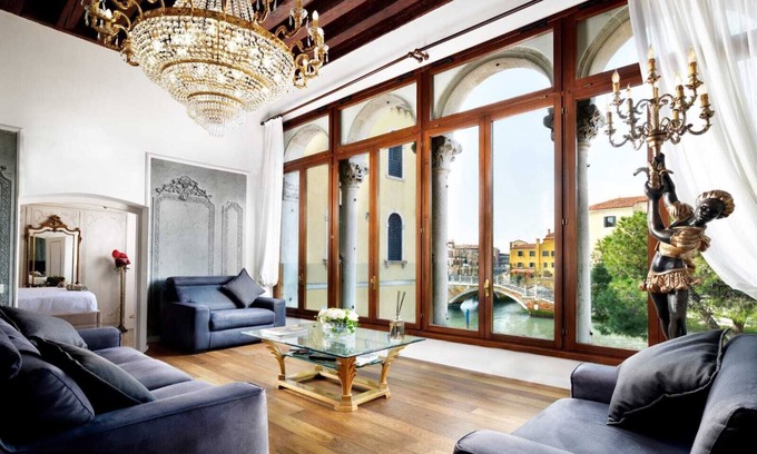 Santa Croce Apartamento | SWAN Dolce Vita, Luxurious Venetian Getaway with Exclusive Amenities